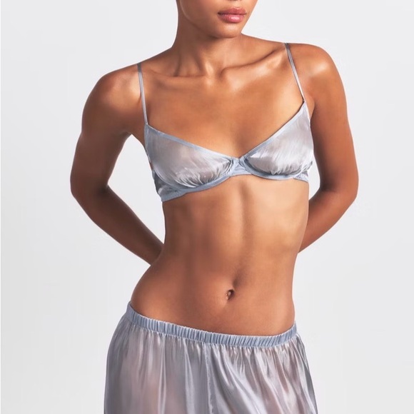 Skims liquid organza scoop bra - Picture 2 of 3